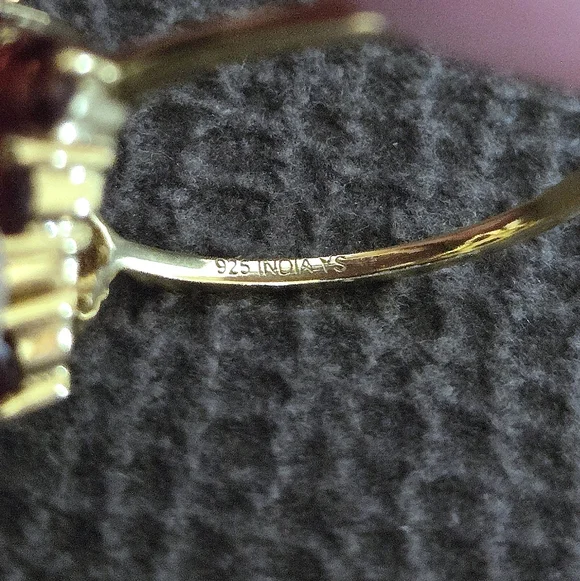 Shivam Garnet Cluster with White Topaz Ring💍 - NWT - Picture 8 of 16